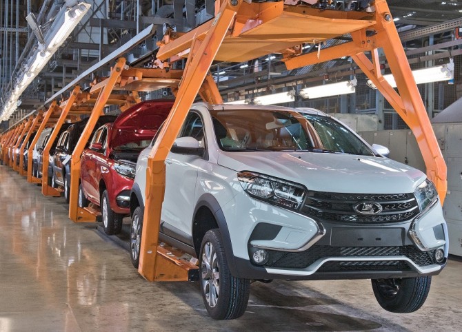 LADA XRAY Cross: производство стартовало